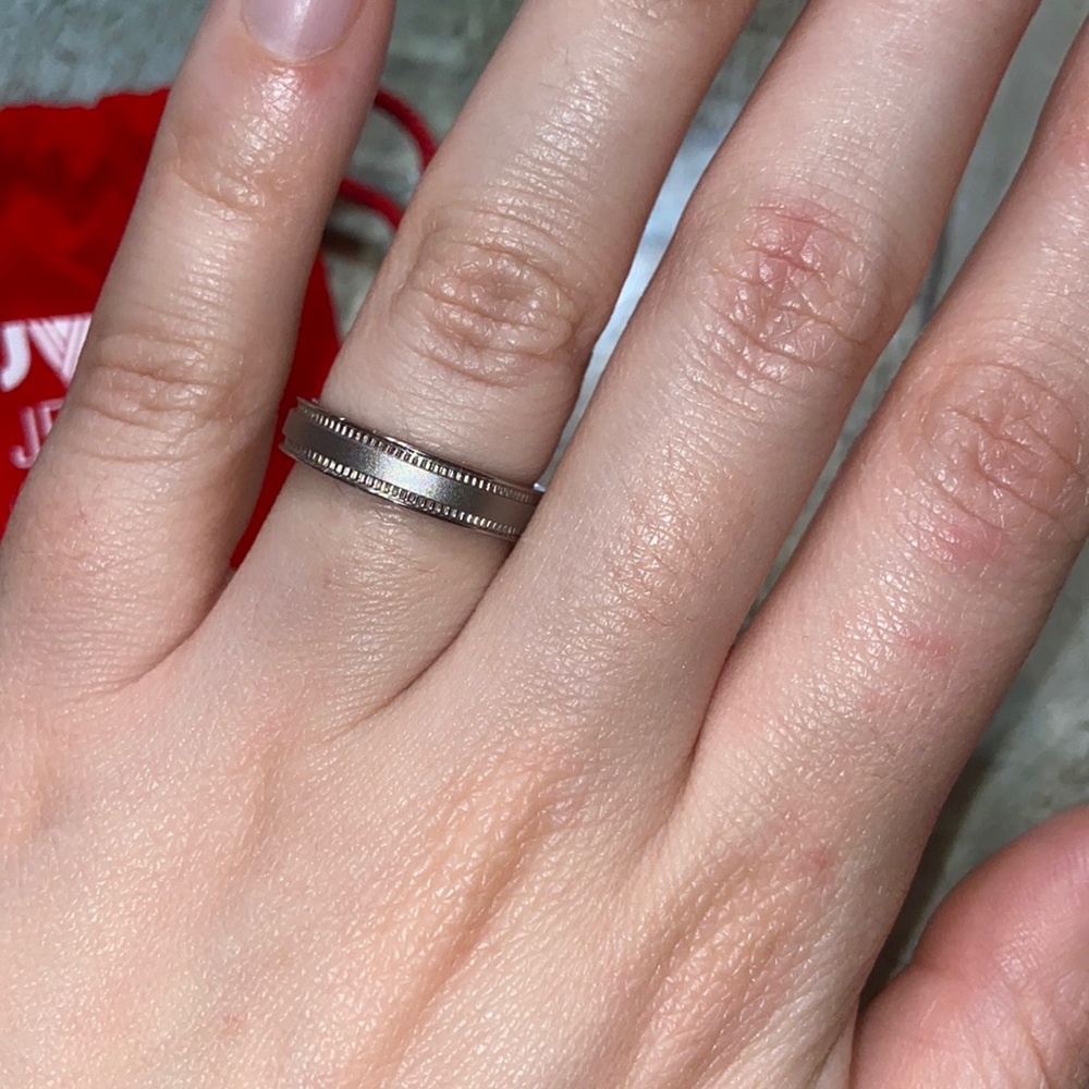 JVL Jewelry - Everlasting (for her) ring